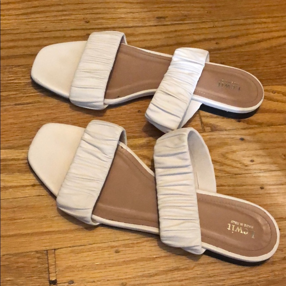 Lewit Elena slide on sandal